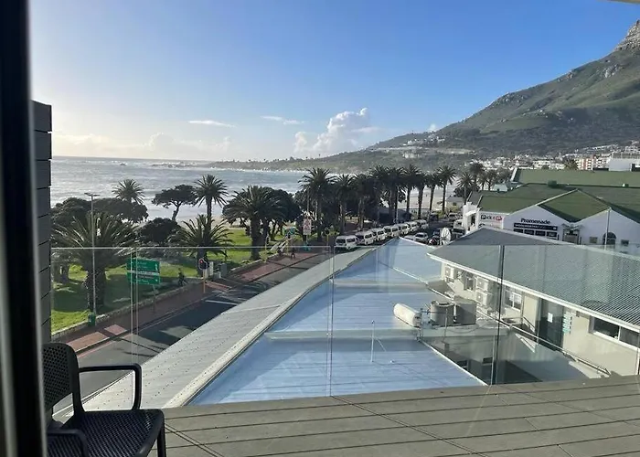 Gorgeous 5 Star Apartment In Camps Bay