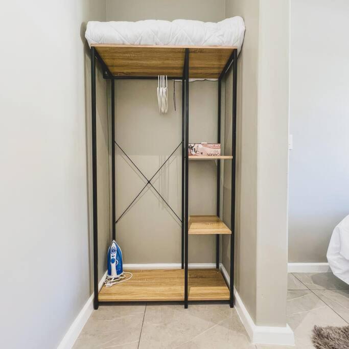Gorgeous 5 Star In Camps Bay Apartment *