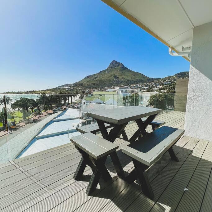 Gorgeous 5 Star In Camps Bay Apartment Cape Town
